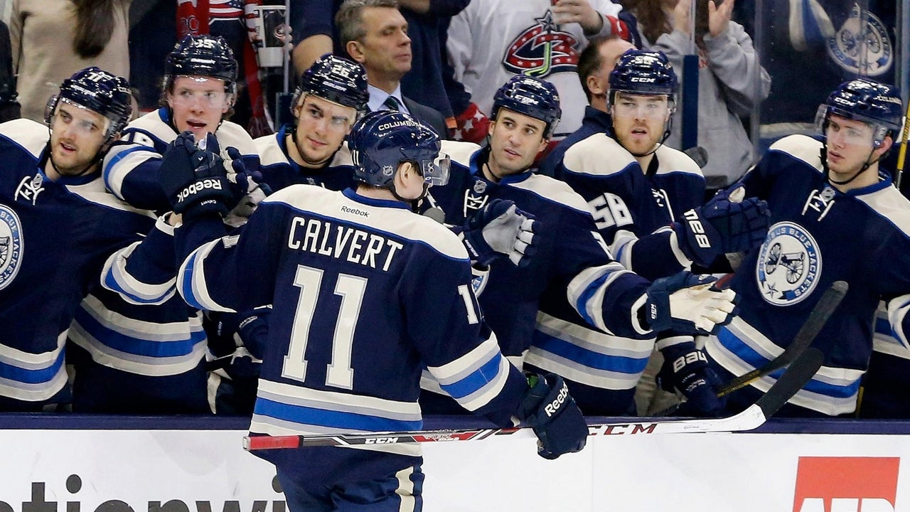 Blue Jackets win 8th straight, top Flyers 5-2